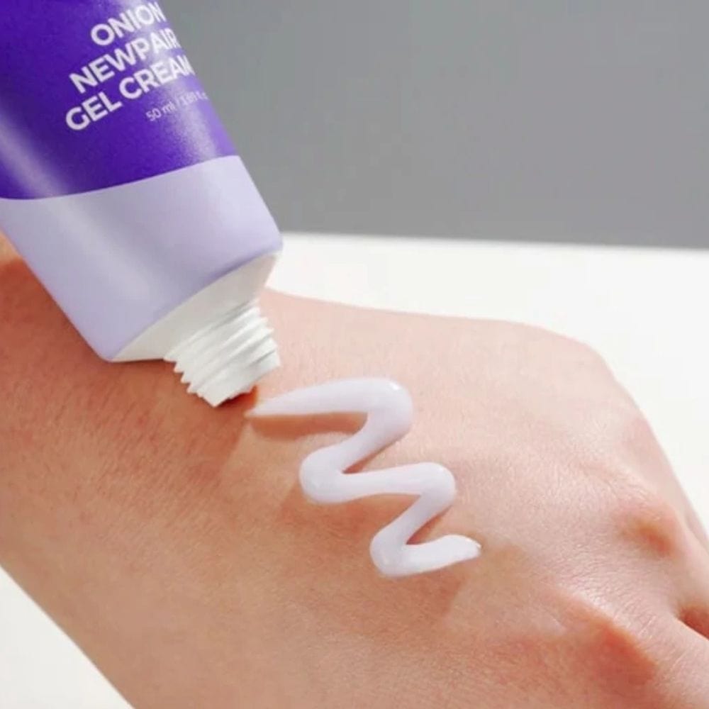 Isntree Onion Newpair Regenerating Cream/Gel with Onion - 50 ml