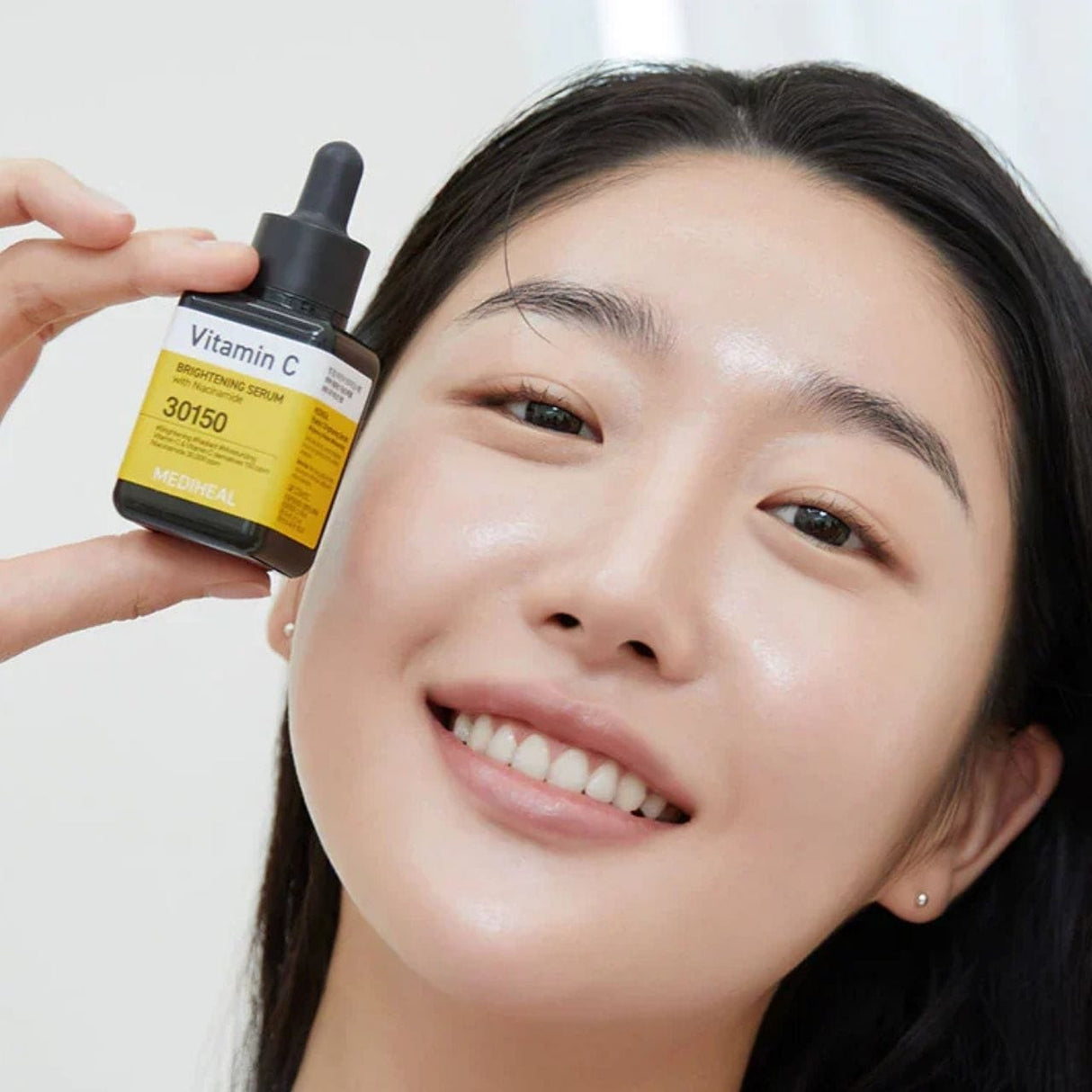 Mediheal Brightening Face Serum with Vitamin C - 40 ml